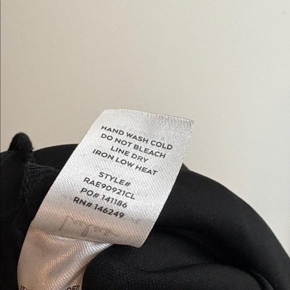 NWT LULUS Love About It black velvet strapless jumpsuit size large elegant - Picture 9 of 9